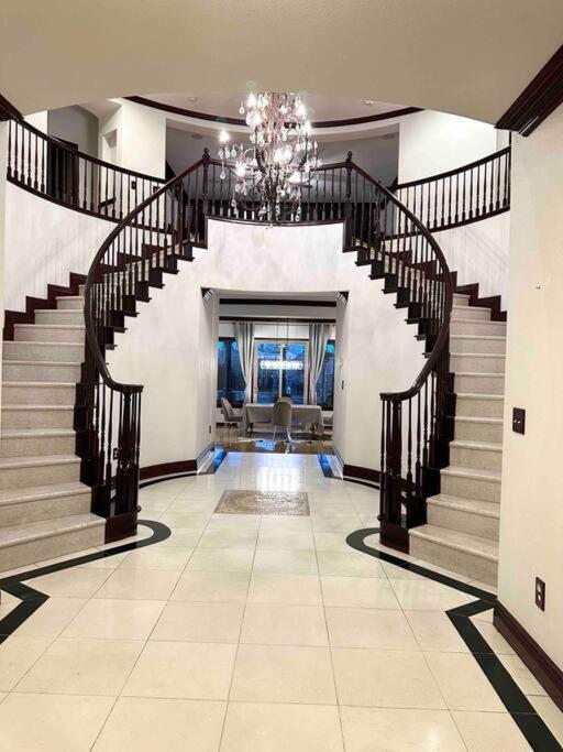 엘크그루브 Luxury Mansion House 빌라 외부 사진
