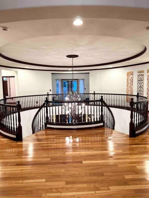엘크그루브 Luxury Mansion House 빌라 외부 사진